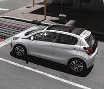 danskernes-foretrukne-privatleasing-peugeot-108-glad-kalundborg