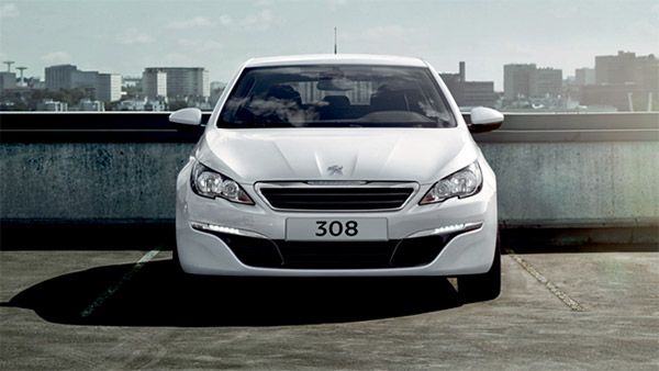 koer-ud-i-det-blaa-med-peugeot-glad-kalundborg-1