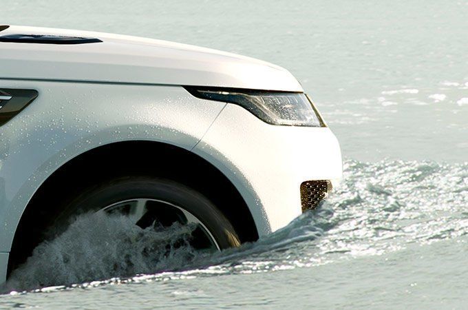 land-rover-plug-in-hybrid-kompromisloes-glad-kalundborg