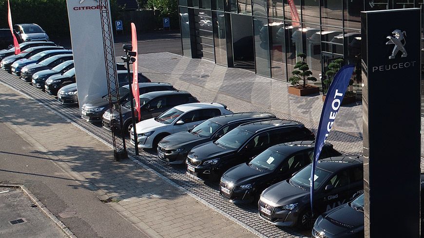 luftfoto-brugte-citroen-peugeot-land-rover-glad-kalundborg